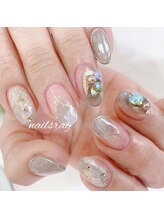 ネイルズレイ(Nails Ray)/