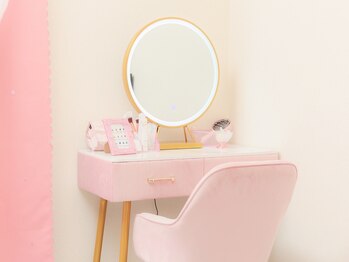 ミニョンヌ(mignonne)/メイク席