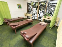 えびす整骨院 南浦和院/施術中は仕切られてリラックス♪