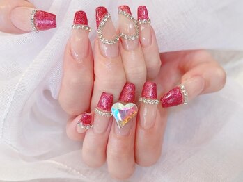 赤ラメチェーンハートネイル