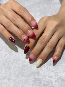 コウメ(KOUME)/グラデーションネイル