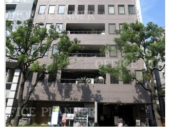 ポーラ 三宮フラワーロード店(POLA)/三宮フラワーロードビル2階です