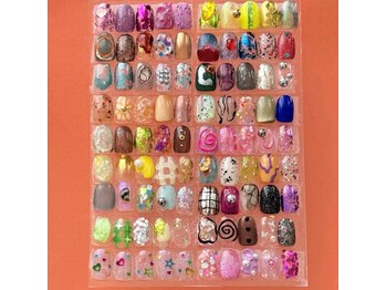 ちゅーりっぷの写真/”短いからこそかわいい”からふる配色もぷっくりアートも。誰もが振り返るような楽しい指先に。