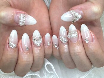 シェリーネイル(cherie nail)の写真/【特別な日に♪】イベントや結婚式などの大事な日を貴女だけのこだわりデザインで！定額メニューもご用意◎