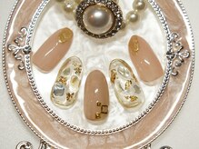 アムルーズ(Amoureuse)/シェルネイル♪