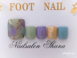 フットネイル8000円