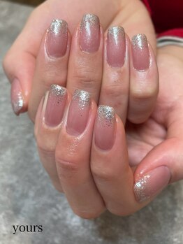 ユアーズ(yours)の写真/【全員/じゅわっとカラーグラデーション¥6200】シンプルだからこそ、美フォルムで魅せるネイルに◎