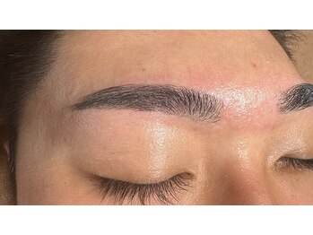 咲/眉毛ワックス