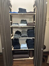 ほぐせる スター鍼灸接骨整体院 竹ノ塚 竹ノ塚東口駅前店/棚を作りました！