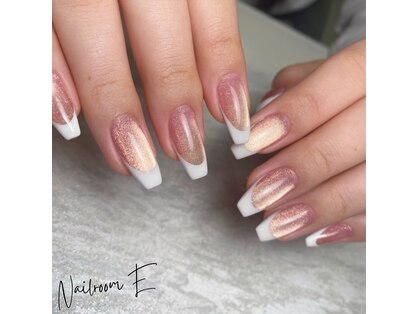 ネイルルーム Eの写真