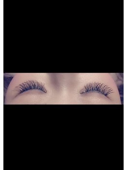 フリルアイビューティ 豊中店(Frill Eye Beauty)/