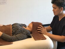 整体院ユアファクトリー/頭部の施術で不調箇所を改善