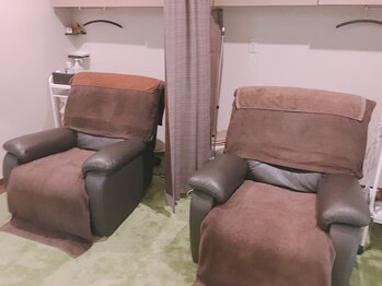 目の美容院 ランドマークプラザサロンの写真/【眼精疲労ケア40分 ¥5500（お1人様）】ペアでお得★極上施術で疲れ目解消♪特別なひと時をご堪能..☆