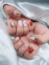 ティディーネスト(Tidynest)/ニュアンスネイル