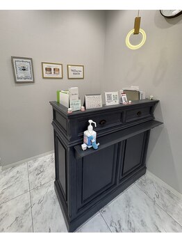 ホワイト 上乃木南店(WHITE)/受付カウンター