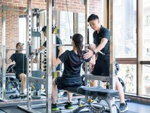 パーソナルジム ヤハシラ(PERSONAL GYM YAHASHIRA)の雰囲気（半個室なので周りを気にせず集中してトレーニングできる！）