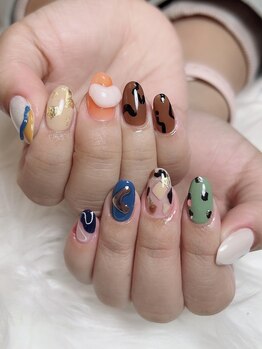 エム(EM)/ニュアンスアートネイル