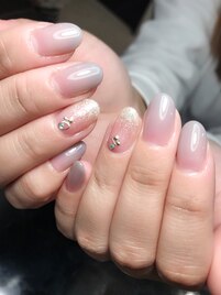 シンプルグレーグラデネイル