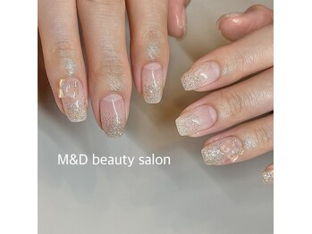 グラデーション＋蝶々パーツ