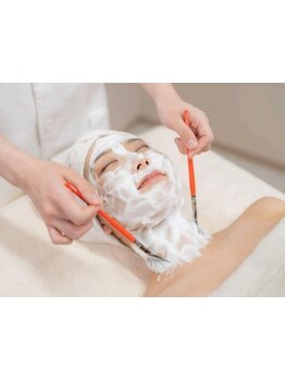 ホウレイ線・たるみ改善！予防ケア