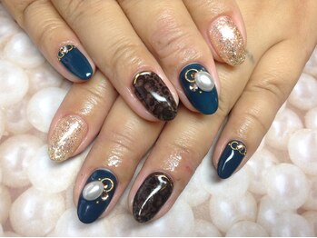 ラウト デコレーションアンドネイルサロン(Lauto Decoration&Nail Salon)/ヒョウ柄ネイル