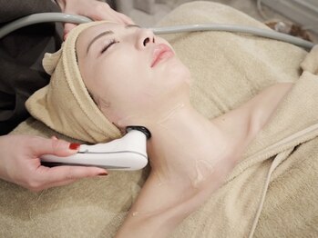 エスポワールカルド(Espoir caldo)の写真/≪褒められる小顔に≫美容医療提携の特許技術★フェイスライン引き締め!!30代からの小顔リフトアップ♪