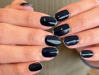 ネイビーネイル