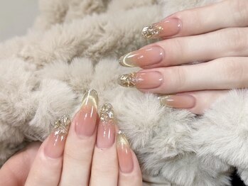 Best Nail 銀座店【ワンホンネイル・スカルプ・パラジェル・上品ジェルネイル】/長さ出しチークマグネット