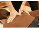 メディカルエステティックサロン サロンド ハリス ヤゴト(Salon'de HALLIS yagoto)の写真/つらい肩こり、首こりに。本格マッサージで芯からほぐし、軽やかな毎日へ。