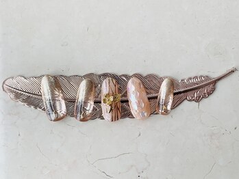 ラウレアルア(Laure’a lua)/お花パーツ♪