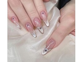 マグネット×フレンチネイル