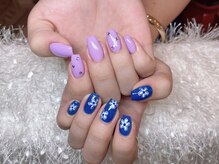 レアネイル 新宿(le'a nail)/手描きお花デザイン