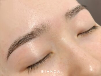 ビアンカ 亀戸店(Bianca)の写真/似合わせ美眉スタイリング!初回￥5500/1ヶ月以内の再来¥4400／毛流れを整えるハリウッドブロウリフト¥6600!