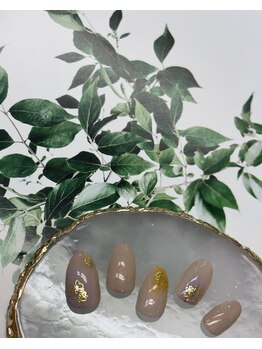 ネイルバズ(Nail BUZZ)/初回ソフトジェルオフ込6800円