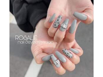 アニマルネイル