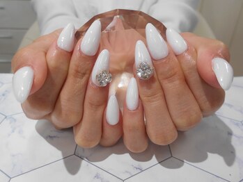 ネイルサロン グレイス(Grace)/【定額スカ】選べるビジュー付き