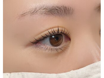 リブ(Lib)/ラッシュリフト束感まつ毛パーマ