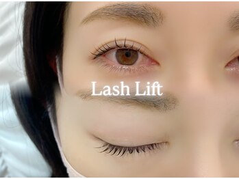 ユノーノ アイラッシュ 静岡店(Junono Eyelash)/Uカールデザイン/正面