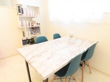 フルブルーム(Full Bloom)/カウンセリングルーム