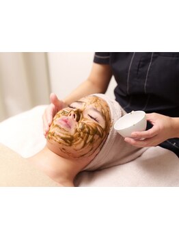 ホウレイ線・たるみ改善！予防ケア