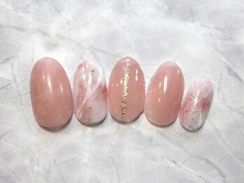 ネイルサロン タイムズスクエア 梅田店(Nail Salon Times Square)の写真/【オフケア込 定額Artコース￥6000】美爪でシンプルだけど一味違うアクセントを★オフィスネイルにも♪