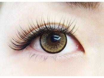 ラピスモアラーレ(Lapis Mor Lale)/120本初回5670円/リペア6270円