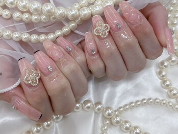 ハニービービー(Honey Bee Bee)/ガーリーキルティングネイル