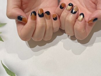 ルームヘアネイル 梅ヶ丘店(Room hair nail)の写真/【個室でじっくり相談】貴方だから似合うネイルで綺麗な手！お客様のライフスタイルに合わせた定額ネイル◎