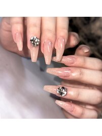 -maeda-ビジューネイル