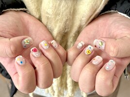 キラキラストーンネイル