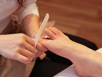 チップトップ(TIP TOP)の写真/【あなたの理想の指先を実現♪】大満足のネイルをお届け！ニュアンスネイルが得意なサロン★