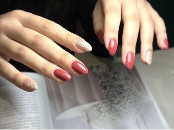 サロンドファン(salon de Fan)の写真/【ワンカラー・フレンチ・マグネット¥3,960~】お財布に優しい価格でネイルを楽しめる♪クーポン多数あり◎