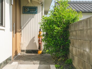 サバイ サバイ(SABAI SABAI)/こちらが玄関です。