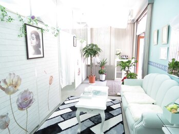 ビーアンドビー ヴォンヌ ビュー(B&b Bonne&beaute)の写真/全身脱毛が破格¥3,980~!通いやすさでも高評価の《B&b》では、パーツ脱毛から全身脱毛まで幅広く対応◎